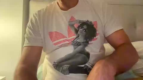 Snapshot of jesuiscoquinoui chatting on December 22, 2024, 12:16 pm Jesuiscoquin online show from December 22, 2024, 12:16 pm