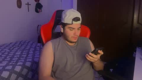 HotBoy online show from January 3, 2025, 1:03 pm