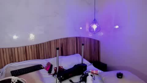 Snapshot of jesysoz_23 chatting on September 17, 2025, 8:10 pm Jessica online show from September 17, 2025, 8:10 pm