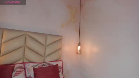 Snapshot of jesysoz_23 chatting on October 23, 2025, 7:45 pm Jessica online show from October 23, 2025, 7:45 pm