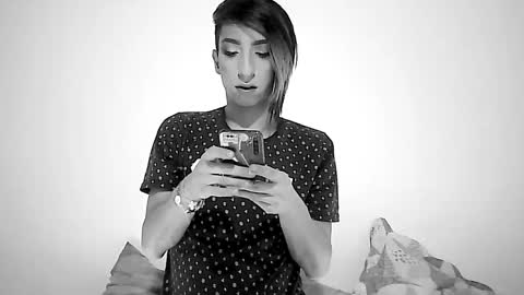 Ale online show from September 27, 2025, 2:49 am