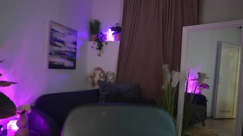 Snapshot of jetpearl chatting on July 18, 2026, 6:34 pm Jet online show from July 18, 2026, 6:34 pm