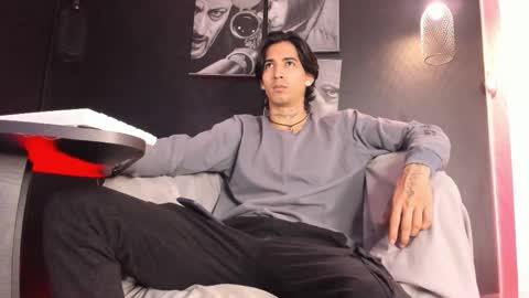 jett_savage online show from November 5, 2025, 1:33 pm