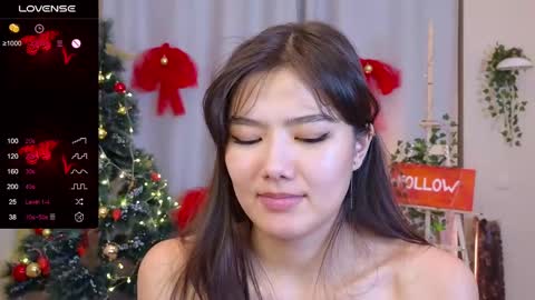 Hi all. My name is Naomi and Im glad to see you in my room  online show from December 23, 2024, 7:09 pm