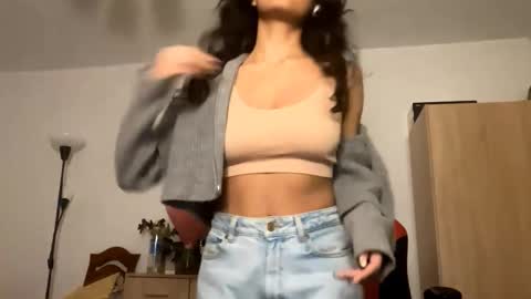 Snapshot of jettycuteeva chatting on November 4, 2025, 3:44 pm Eva online show from November 4, 2025, 3:44 pm