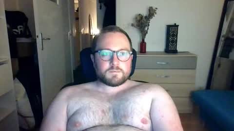 Snapshot of jeuneloup92 chatting on October 21, 2025, 8:53 pm jeuneloup92 online show from October 21, 2025, 8:53 pm