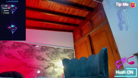 jeus_stanley online show from March 27, 2026, 4:29 am