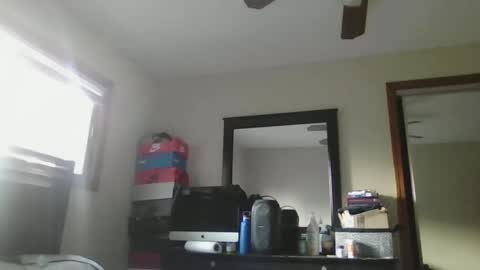 jewni_9819 online show from September 11, 2025, 11:38 pm