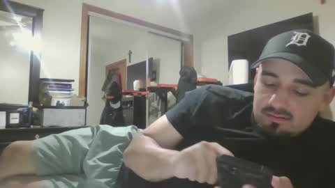 jewni_9819 online show from September 17, 2025, 3:41 am