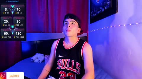 Snapshot of jey_keler chatting on February 8, 2025, 10:39 am jey keler online show from February 8, 2025, 10:39 am