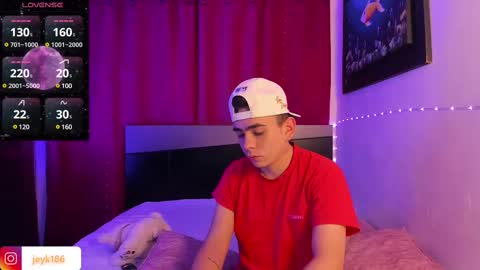 Snapshot of jey_keler chatting on February 19, 2025, 10:12 am jey keler online show from February 19, 2025, 10:12 am