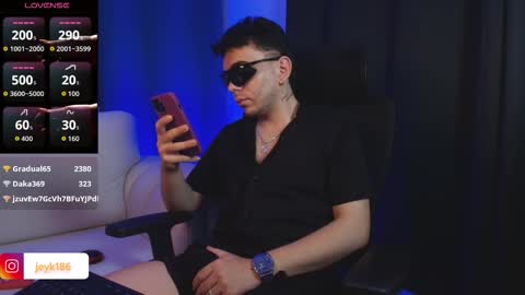 jey keler online show from December 5, 2025, 11:08 am