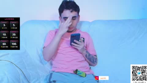 Snapshot of jey_keler chatting on August 4, 2026, 6:05 am jey keler online show from August 4, 2026, 6:05 am