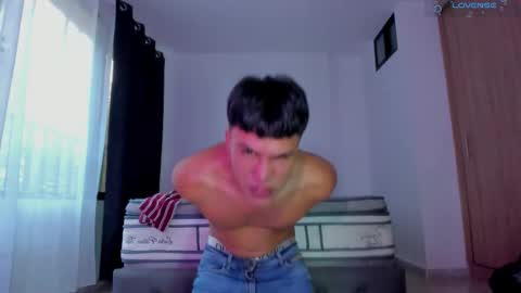 Snapshot of jeyden_camilo chatting on January 7, 2026, 9:50 pm Jeyden Camilo online show from January 7, 2026, 9:50 pm