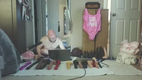 Snapshot of jghosty69 chatting on March 10, 2025, 2:26 pm Nasty Cumslut online show from March 10, 2025, 2:26 pm