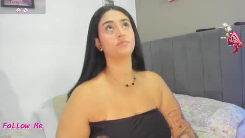 Snapshot of jhacky_sweet chatting on November 3, 2025, 2:35 am jhackelin My independent account online show from November 3, 2025, 2:35 am