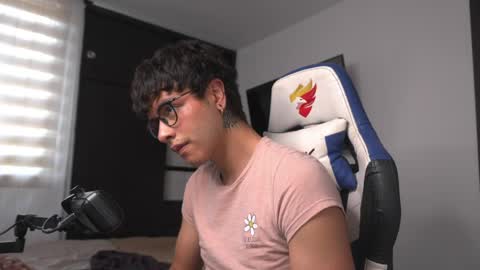 Morghan online show from April 16, 2026, 9:39 pm