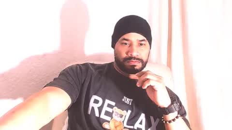 En moreno online show from February 24, 2026, 9:13 pm