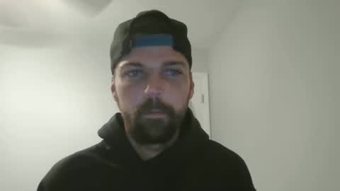 jholls online show from January 22, 2025, 10:59 pm