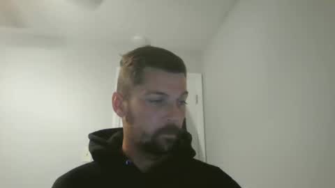 jholls online show from March 7, 2025, 1:31 am