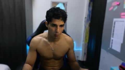 Snapshot of jhon_2000s chatting on October 4, 2025, 4:43 am jhon online show from October 4, 2025, 4:43 am