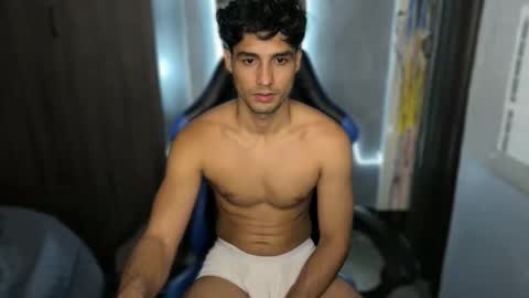 Snapshot of jhon_2000s chatting on March 8, 2026, 7:01 am jhon online show from March 8, 2026, 7:01 am