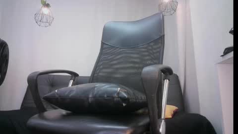 Snapshot of jhon_malo chatting on February 4, 2025, 7:29 am jhon_malo online show from February 4, 2025, 7:29 am