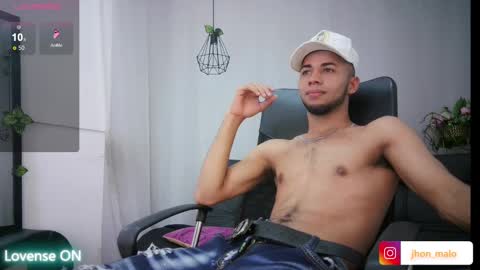 Snapshot of jhon_malo chatting on February 21, 2025, 2:39 am jhon_malo online show from February 21, 2025, 2:39 am