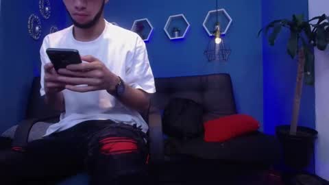 jhon_malo online show from September 28, 2025, 5:24 am