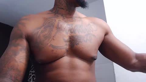 Jhon Tomson online show from November 14, 2025, 9:57 pm