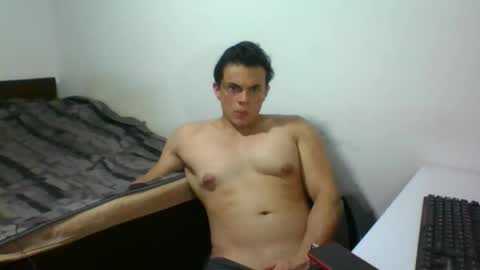 jhon_walkersky online show from December 4, 2025, 4:00 am