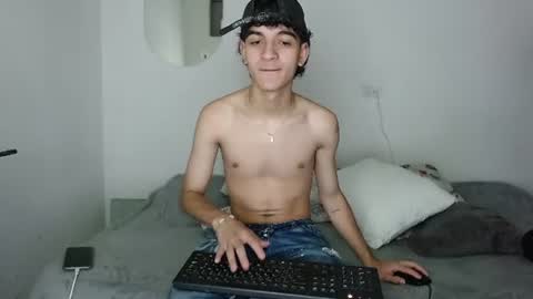 Snapshot of jhonay__cute chatting on July 11, 2026, 12:13 am jhonay__cute online show from July 11, 2026, 12:13 am