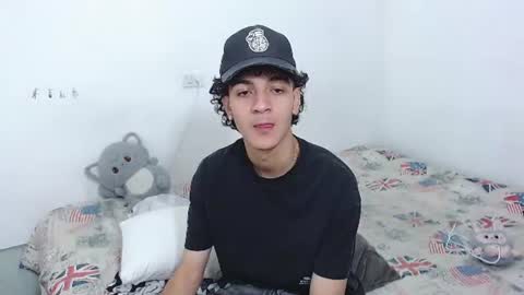 Snapshot of jhonay__cute chatting on August 3, 2026, 4:11 am jhonay__cute online show from August 3, 2026, 4:11 am