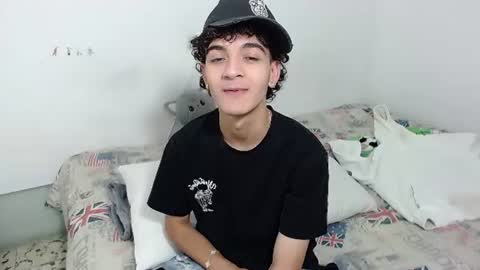 Snapshot of jhonay__cute chatting on August 4, 2026, 9:45 am jhonay__cute online show from August 4, 2026, 9:45 am