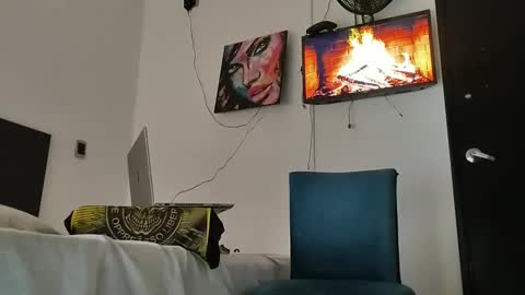 jhon online show from January 17, 2025, 8:44 pm