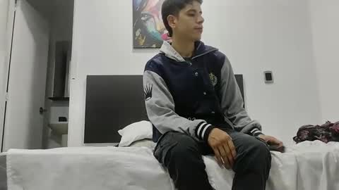 jhon online show from January 30, 2025, 2:38 am