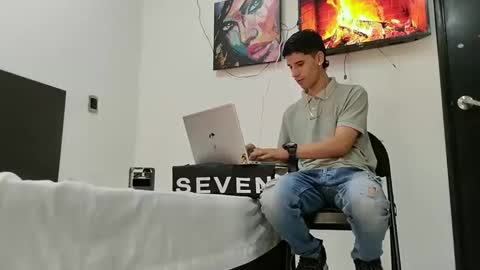 jhon online show from February 27, 2025, 3:59 pm