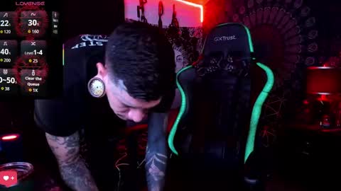 jhonny_ackerman online show from September 23, 2025, 3:48 pm