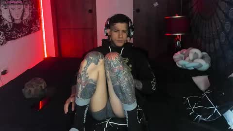 jhonny_ackerman online show from November 26, 2025, 1:17 am