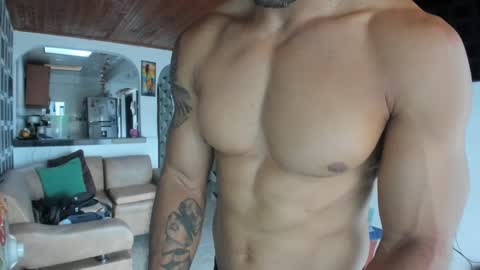 Snapshot of jhonnyxxfitnexx chatting on March 5, 2025, 7:49 pm jh online show from March 5, 2025, 7:49 pm