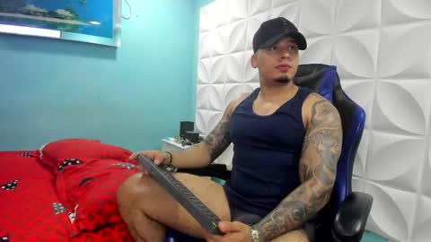 Snapshot of jhonsontatto chatting on October 2, 2025, 8:05 pm jhonsontatto online show from October 2, 2025, 8:05 pm