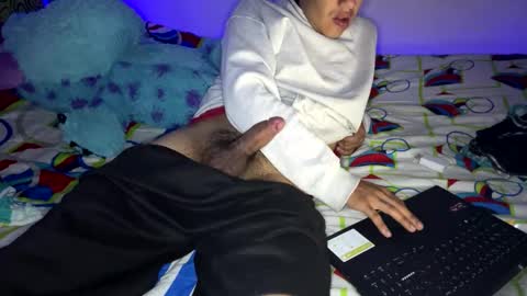 MODELO INDEPENDIENTE online show from March 6, 2026, 11:39 am