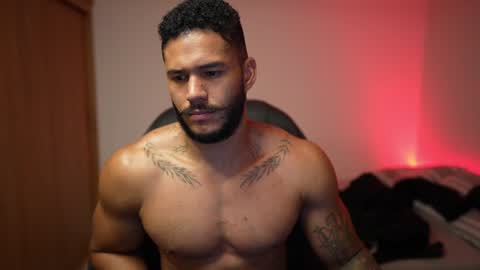   IG jhony serna  IG Personal jonathanserna88 online show from December 26, 2024, 10:26 am