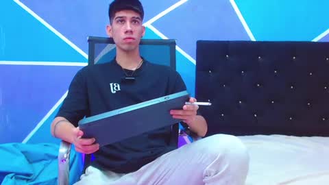 jhony_sex3 online show from February 7, 2025, 8:55 am