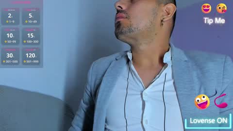 Snapshot of jhonyalzate chatting on December 8, 2024, 4:04 am Jhony Alzate online show from December 8, 2024, 4:04 am