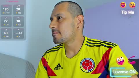 Snapshot of jhonyalzate chatting on December 9, 2024, 1:18 am Jhony Alzate online show from December 9, 2024, 1:18 am
