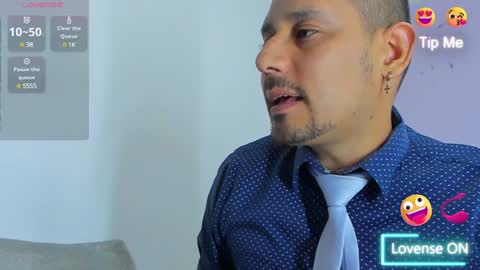 Snapshot of jhonyalzate chatting on December 10, 2024, 6:01 am Jhony Alzate online show from December 10, 2024, 6:01 am