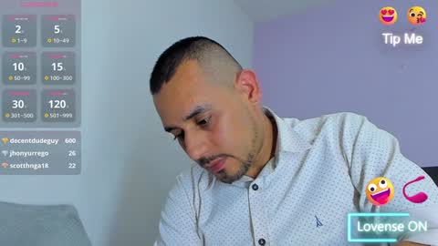 Snapshot of jhonyalzate chatting on January 16, 2025, 3:56 am Jhony Alzate online show from January 16, 2025, 3:56 am