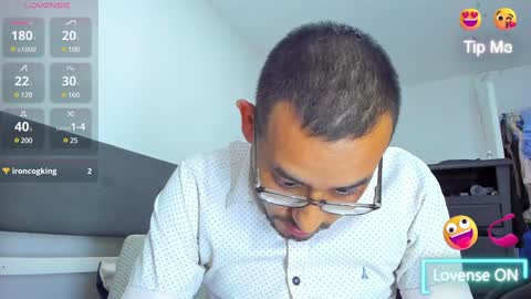 Snapshot of jhonyalzate chatting on January 30, 2025, 3:33 am Jhony Alzate online show from January 30, 2025, 3:33 am