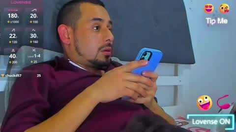 Snapshot of jhonyalzate chatting on March 1, 2025, 3:21 am Jhony Alzate online show from March 1, 2025, 3:21 am